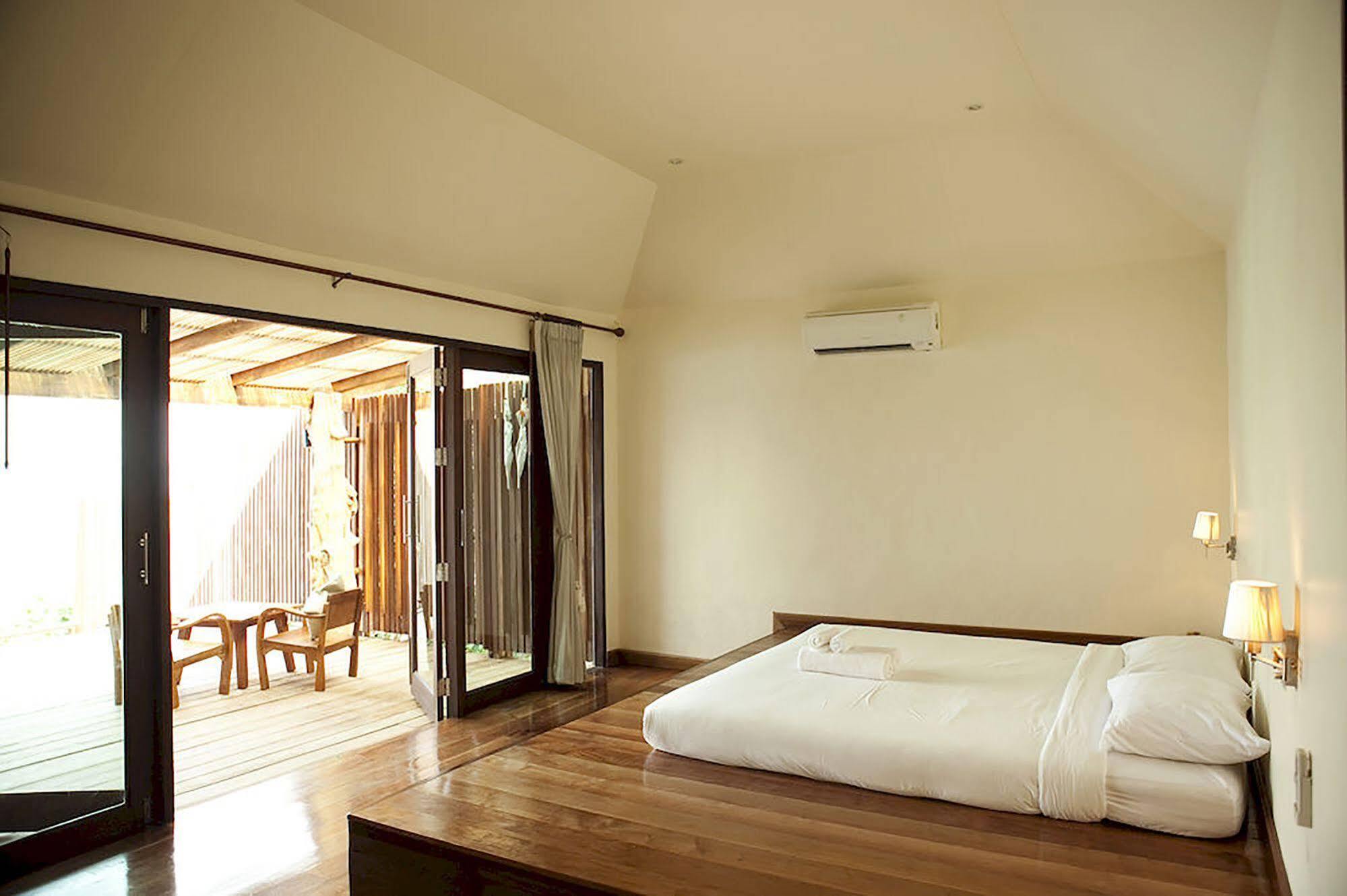 Captain Hook Resort @Koh Kood Ko Kut Zewnętrze zdjęcie